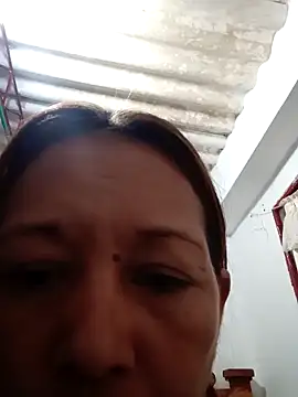 marinita13 online show from April 16, 2026, 2:12 am