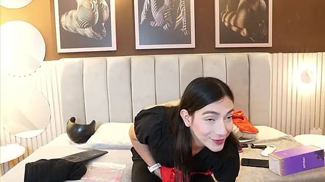 Ariaa Isabell online show from January 17, 2026, 12:42 pm