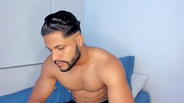 Pier Simons online show from February 15, 2026, 9:25 pm