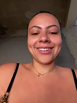 Snapshot of Chloe_Leaozinho chatting on July 10, 2026, 12:49 pm Chloe Leaozinho online show from July 10, 2026, 12:49 pm