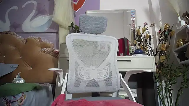 lyly asian online show from January 10, 2026, 12:06 am