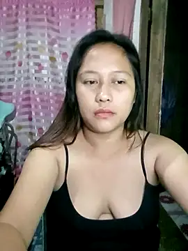 Snapshot of pretty_me092121 chatting on March 19, 2026, 6:19 pm pretty me092121 online show from March 19, 2026, 6:19 pm