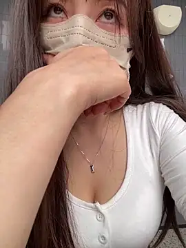 xiao-mo520 online show from April 8, 2026, 8:16 am