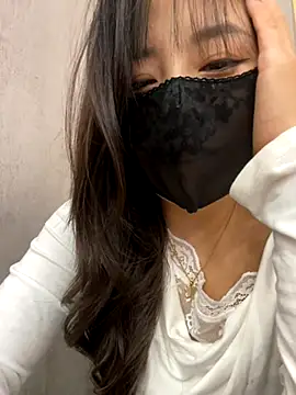 xiao-mo520 online show from November 1, 2025, 11:04 am