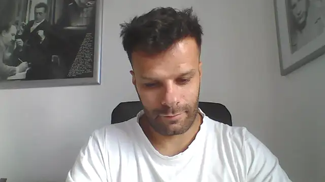 Snapshot of FROCETTO93 chatting on September 12, 2025, 6:46 am FROCETTO93 online show from September 12, 2025, 6:46 am