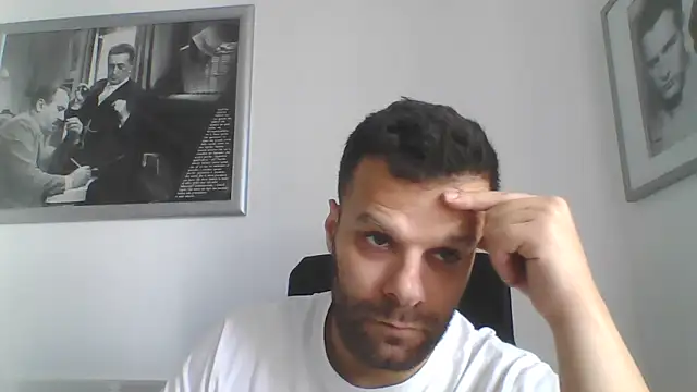 Snapshot of FROCETTO93 chatting on May 25, 2026, 6:34 am FROCETTO93 online show from May 25, 2026, 6:34 am