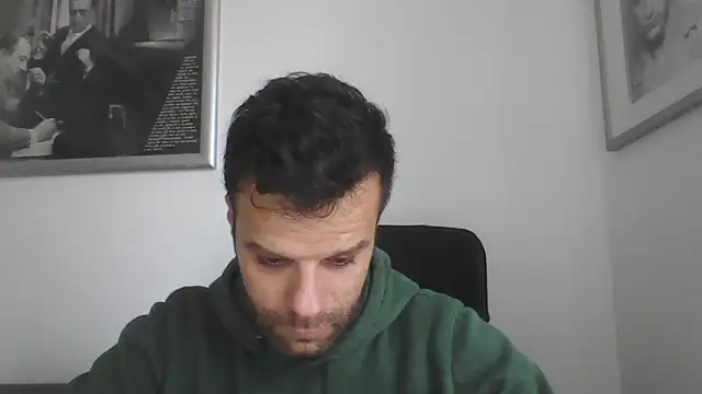 Snapshot of FROCETTO93 chatting on October 30, 2025, 1:53 pm FROCETTO93 online show from October 30, 2025, 1:53 pm