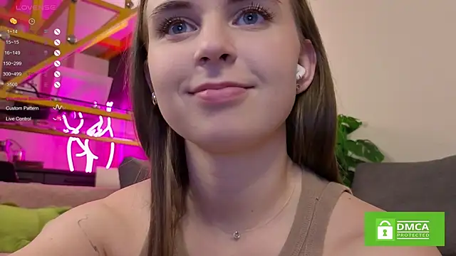 FlexiPixie online show from November 12, 2025, 5:33 am