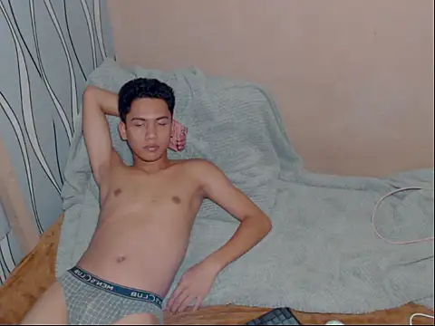 Demure Asian143 online show from January 9, 2026, 5:58 am