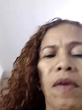 Snapshot of Merybeks chatting on September 13, 2025, 10:37 am Merybeks online show from September 13, 2025, 10:37 am