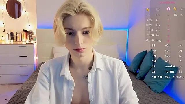 fiachand online show from April 23, 2026, 11:38 am