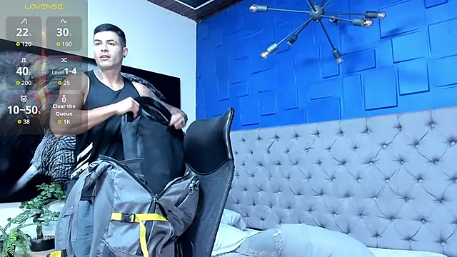 andres-clark92 online show from February 19, 2026, 4:04 pm