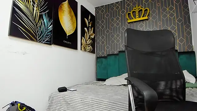 andres-clark92 online show from February 8, 2026, 4:59 pm