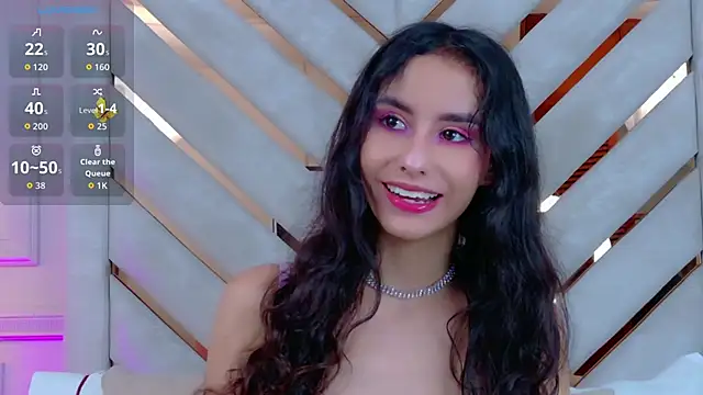 Sarah-Grace online show from November 18, 2025, 2:05 am