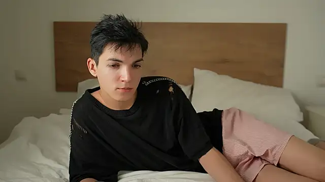 MattyandAiden online show from June 5, 2026, 6:57 pm