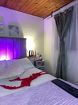 juliana-mancini online show from March 31, 2026, 10:06 am