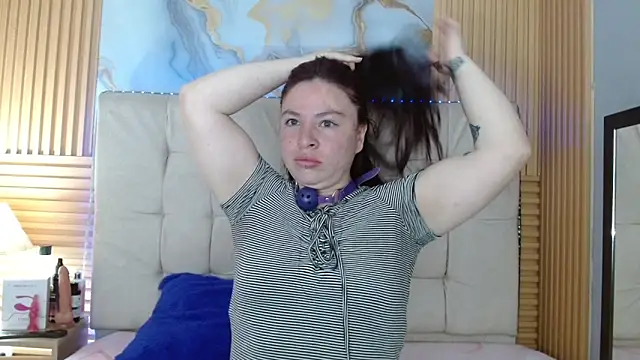 Snapshot of miadoll303av chatting on October 1, 2025, 1:26 pm miadoll303av online show from October 1, 2025, 1:26 pm