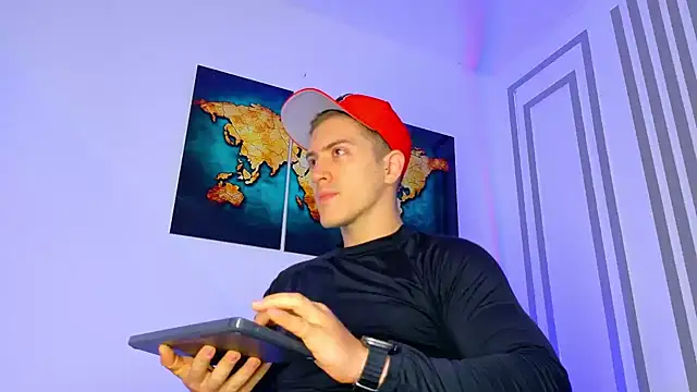 ALANNFERRER online show from November 21, 2025, 10:36 am