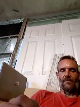 Snapshot of Hungwell1515 chatting on October 27, 2025, 12:28 pm Hungwell1515 online show from October 27, 2025, 12:28 pm