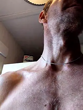 Snapshot of Hungwell1515 chatting on November 7, 2025, 2:10 pm Hungwell1515 online show from November 7, 2025, 2:10 pm