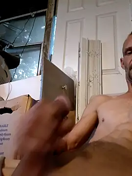 Snapshot of Hungwell1515 chatting on September 29, 2025, 12:00 pm Hungwell1515 online show from September 29, 2025, 12:00 pm