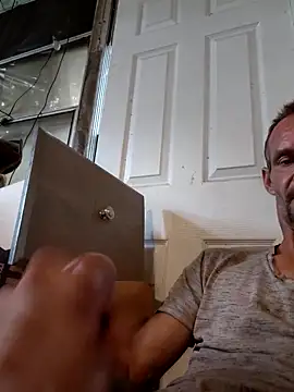 Snapshot of Hungwell1515 chatting on September 12, 2025, 1:22 pm Hungwell1515 online show from September 12, 2025, 1:22 pm