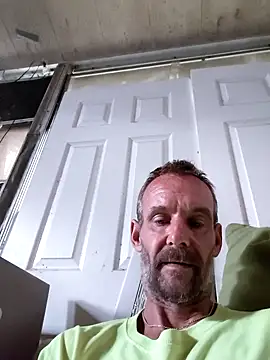 Snapshot of Hungwell1515 chatting on October 29, 2025, 12:59 pm Hungwell1515 online show from October 29, 2025, 12:59 pm