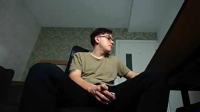 Snapshot of FelixStarkk chatting on October 24, 2025, 4:22 am FelixStarkk online show from October 24, 2025, 4:22 am