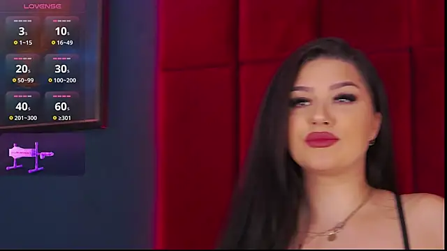 AdelynnReeds online show from November 3, 2025, 6:40 am