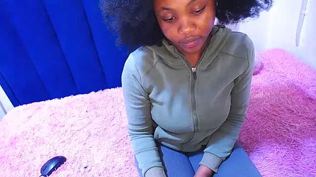 ItsMsBankss02 online show from September 30, 2025, 8:59 pm