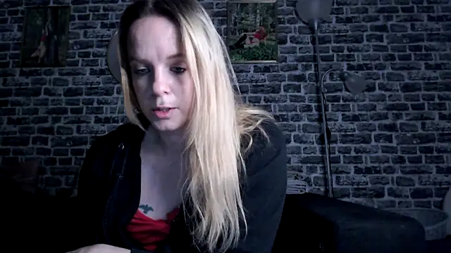 SexyMilf 37 online show from May 11, 2026, 8:39 pm
