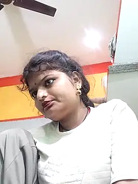 Hot mirchjii online show from October 31, 2025, 1:46 am