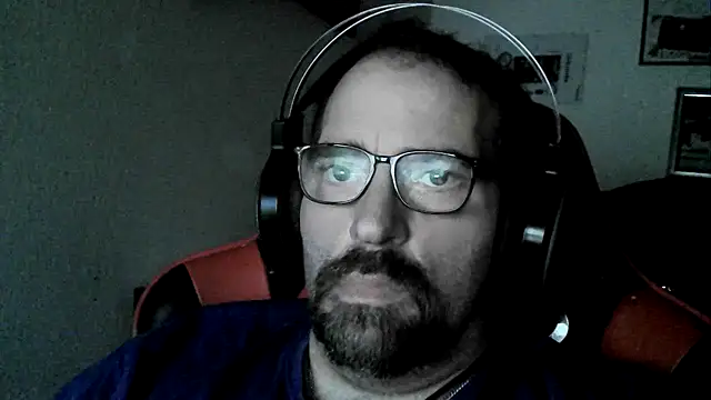 Snapshot of Big-Man-Thomas chatting on July 23, 2026, 2:42 am Big-Man-Thomas online show from July 23, 2026, 2:42 am