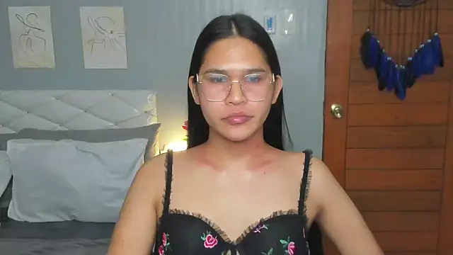 AlianaBlair online show from September 21, 2025, 1:49 pm