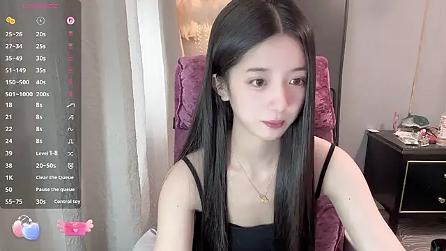 Snapshot of OiOi-666 chatting on June 10, 2026, 2:13 am OiOi-666 online show from June 10, 2026, 2:13 am