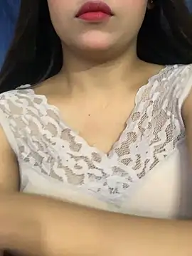 Snapshot of Rashi-48 chatting on April 28, 2026, 6:01 pm Rashi-48 online show from April 28, 2026, 6:01 pm