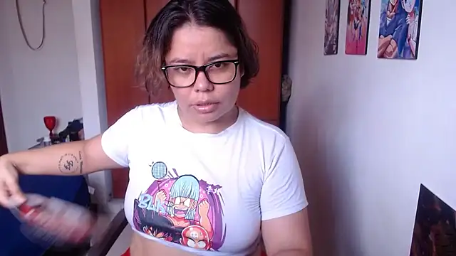 Snapshot of saenz_eymi chatting on November 10, 2025, 3:28 pm saenz eymi online show from November 10, 2025, 3:28 pm