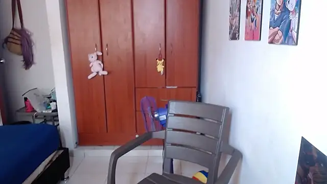 Snapshot of saenz_eymi chatting on January 14, 2026, 4:10 pm saenz eymi online show from January 14, 2026, 4:10 pm