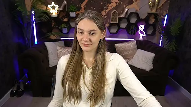 Snapshot of DiamondGoldie chatting on September 19, 2025, 7:01 am DiamondGoldie online show from September 19, 2025, 7:01 am