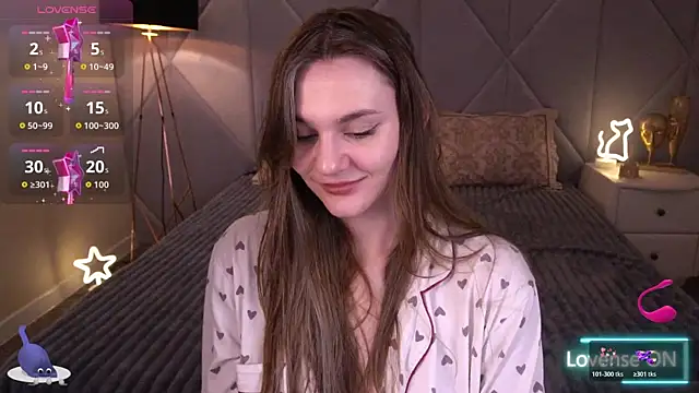 Snapshot of DiamondGoldie chatting on November 27, 2025, 7:31 am DiamondGoldie online show from November 27, 2025, 7:31 am