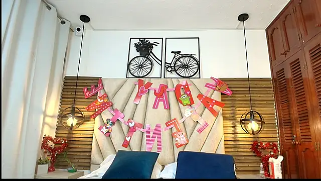 Cinthiabaker online show from October 4, 2025, 11:34 am