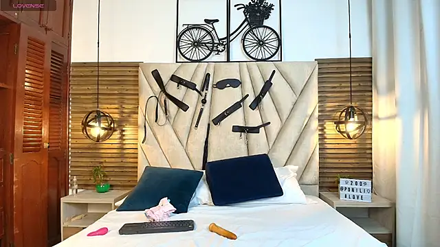 Cinthiabaker online show from November 8, 2025, 11:36 am