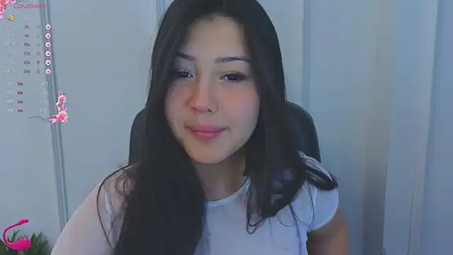 Snapshot of Kuro_Ren chatting on November 10, 2025, 1:49 pm Kuro Ren online show from November 10, 2025, 1:49 pm