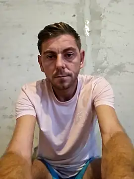 Alex-andru88 online show from October 31, 2025, 6:10 am