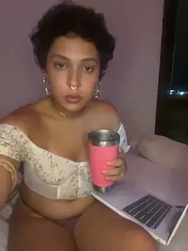 OliviaWild  online show from March 5, 2026, 2:41 am