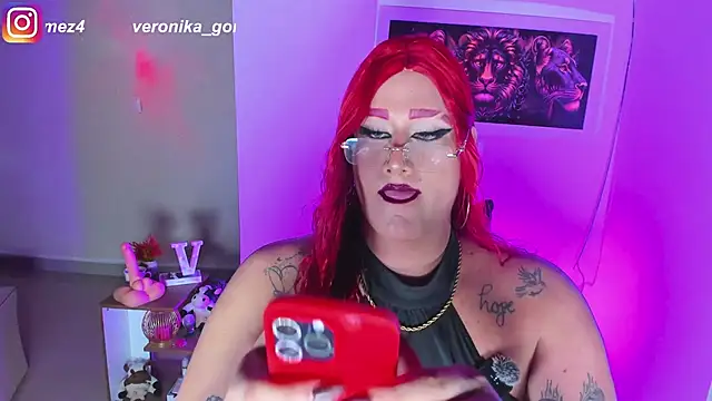 Sweetveronik 44 online show from March 27, 2026, 5:16 am