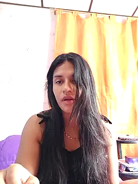 Snapshot of sofi_zzz chatting on September 11, 2025, 4:07 pm sofi zzz online show from September 11, 2025, 4:07 pm