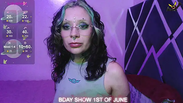 vainilla doll online show from May 20, 2026, 12:29 am