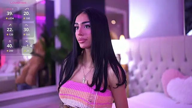 KimNatty online show from December 2, 2025, 3:58 pm