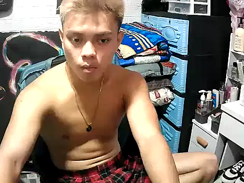 Pinoy slutcummer69 online show from June 18, 2026, 9:14 am